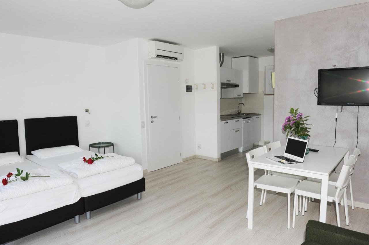Residence Parco Lago Di Garda 말세진느 외부 사진