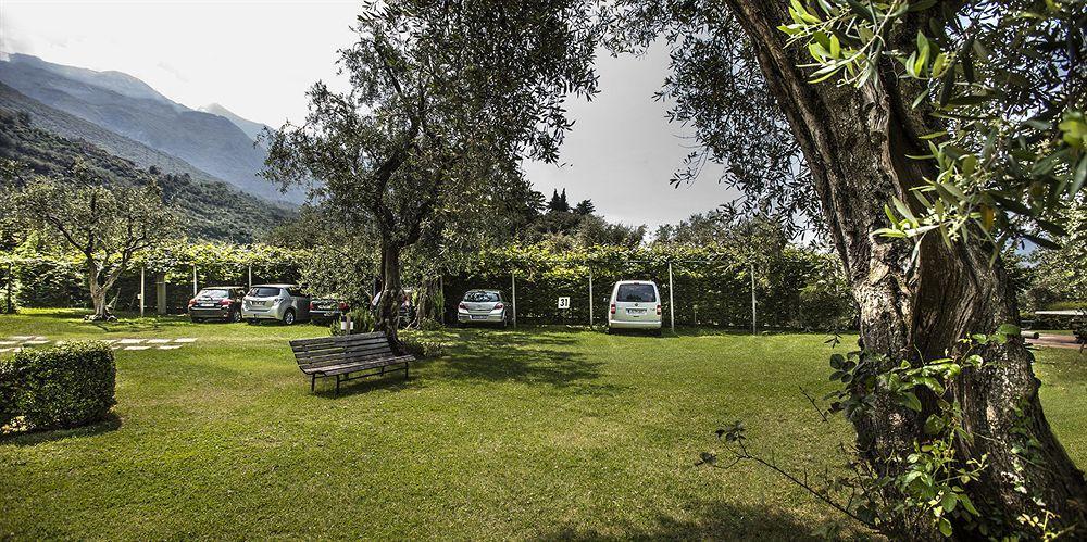 Residence Parco Lago Di Garda 말세진느 외부 사진