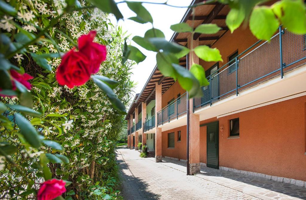 Residence Parco Lago Di Garda 말세진느 외부 사진