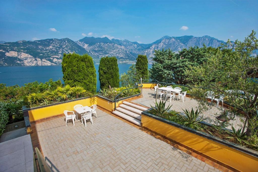 Residence Parco Lago Di Garda 말세진느 외부 사진