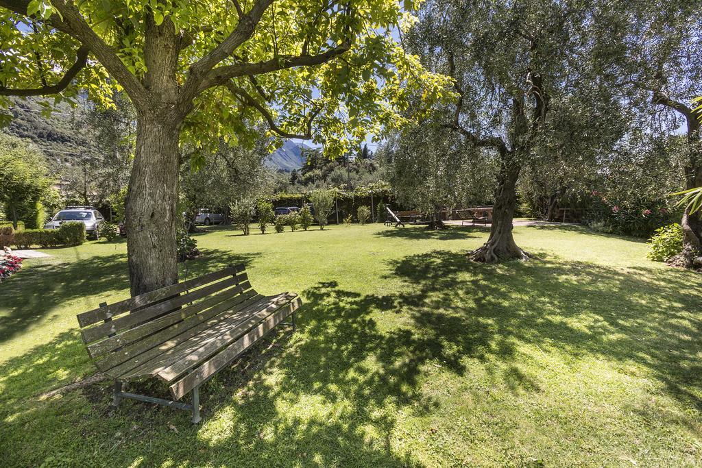 Residence Parco Lago Di Garda 말세진느 외부 사진